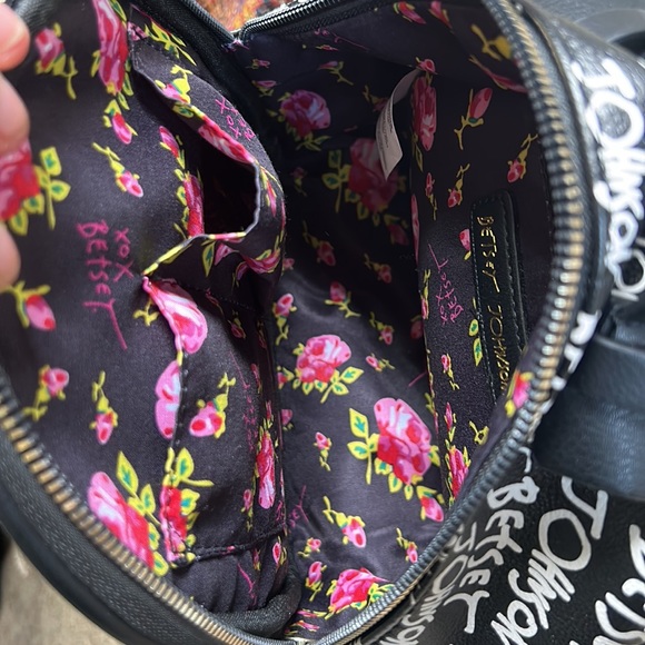 NEW Betsy Johnson Black and White Mini Book Bag
